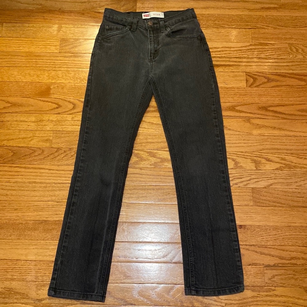 Black Levi’s Jeans